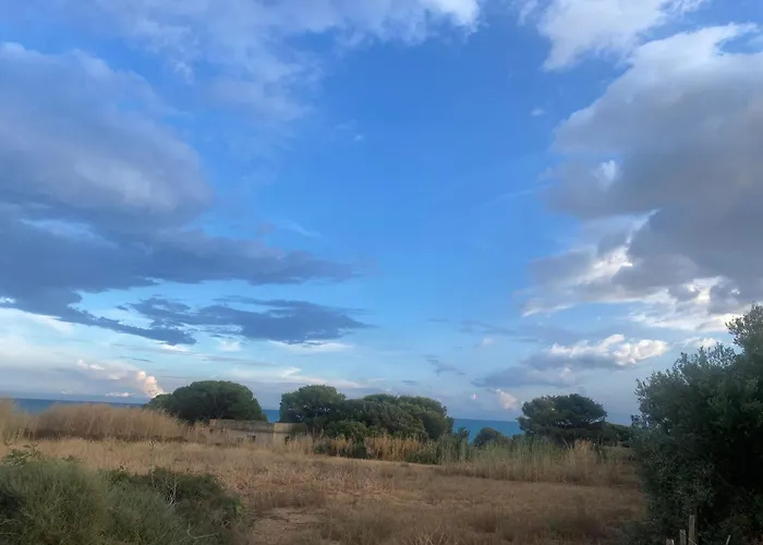 Ificumori, Campagna Ammare Feriehus *